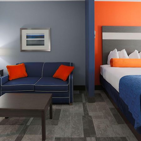Best Western Plus Wewoka Inn & Suites Eksteriør billede
