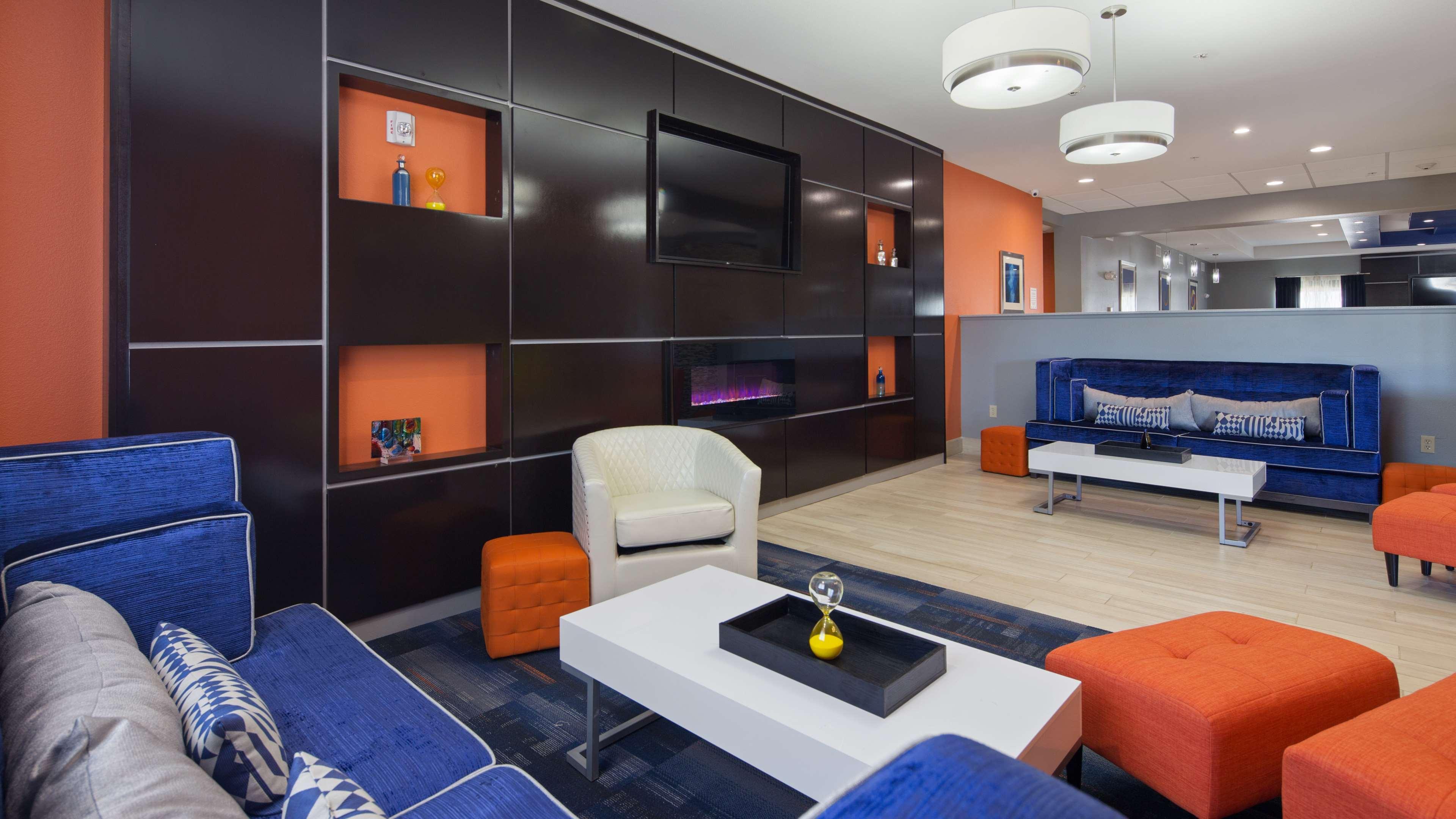 Best Western Plus Wewoka Inn & Suites Eksteriør billede