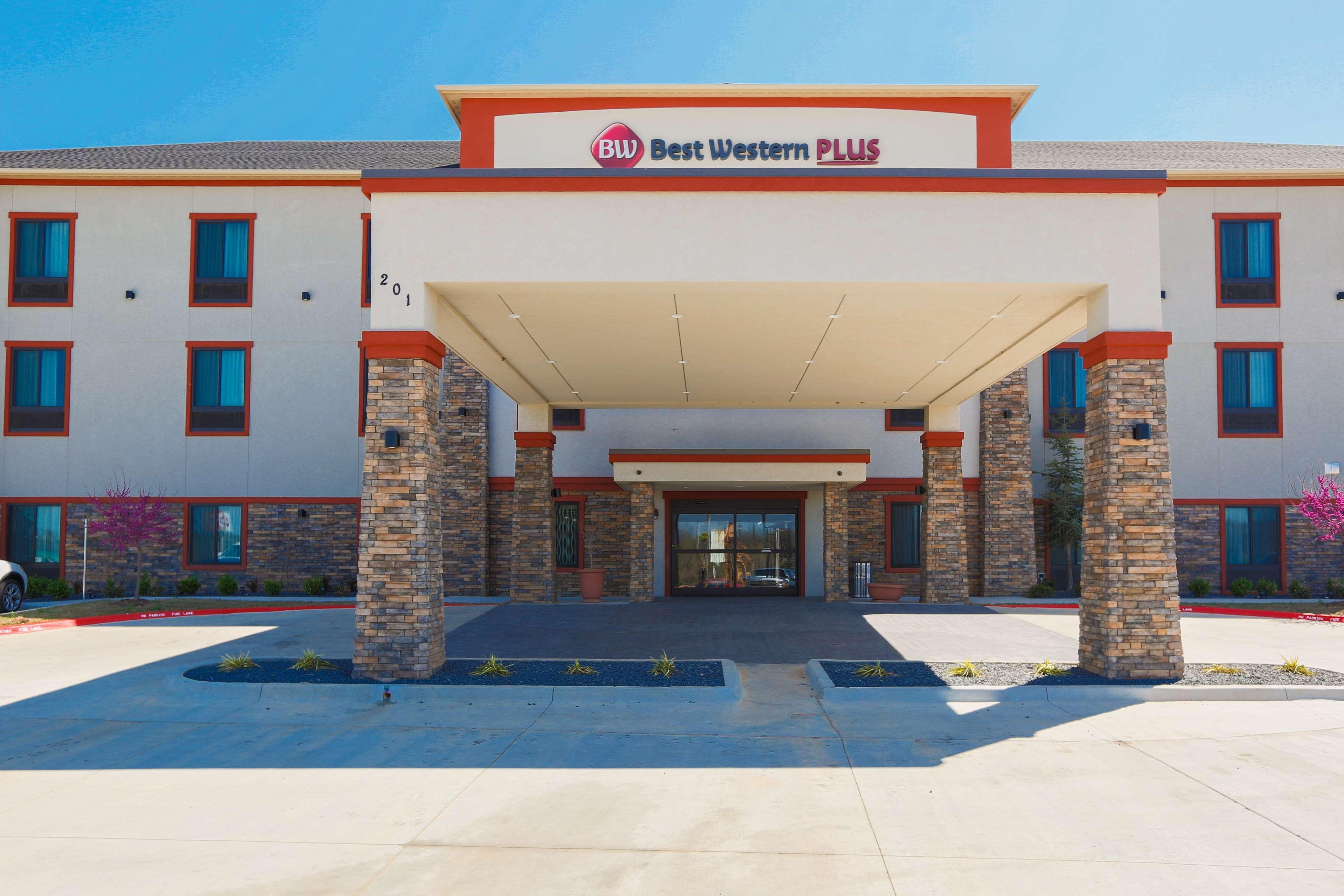 Best Western Plus Wewoka Inn & Suites Eksteriør billede
